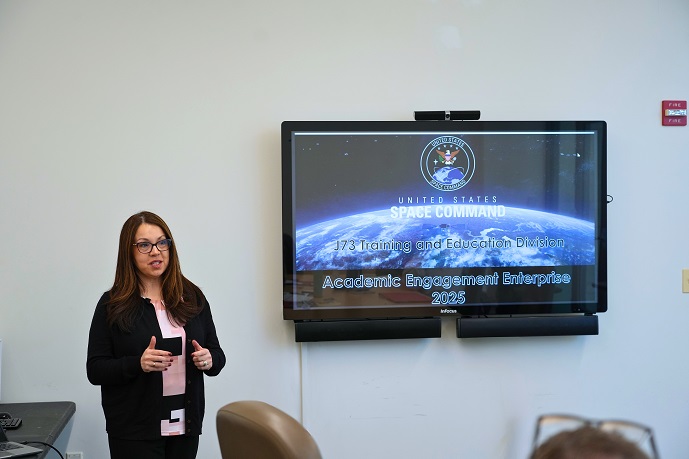 USSPACECOM Amanda Mullins Gives Presentation